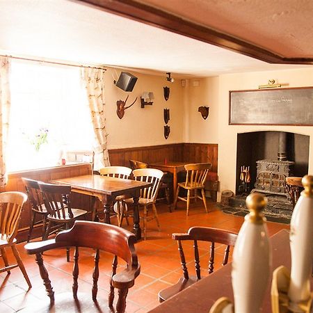 Anchor Inn ดัลเวอร์ตัน ภายนอก รูปภาพ